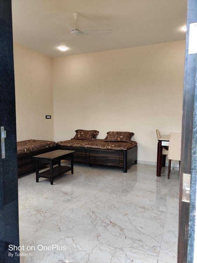 Royal Meadows Igatpuri 2Bhk Poolside Villa ภายนอก รูปภาพ