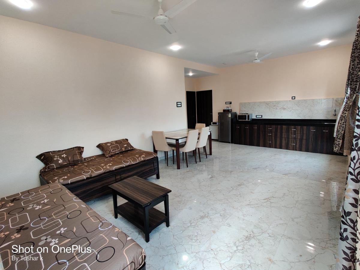Royal Meadows Igatpuri 2Bhk Poolside Villa ภายนอก รูปภาพ