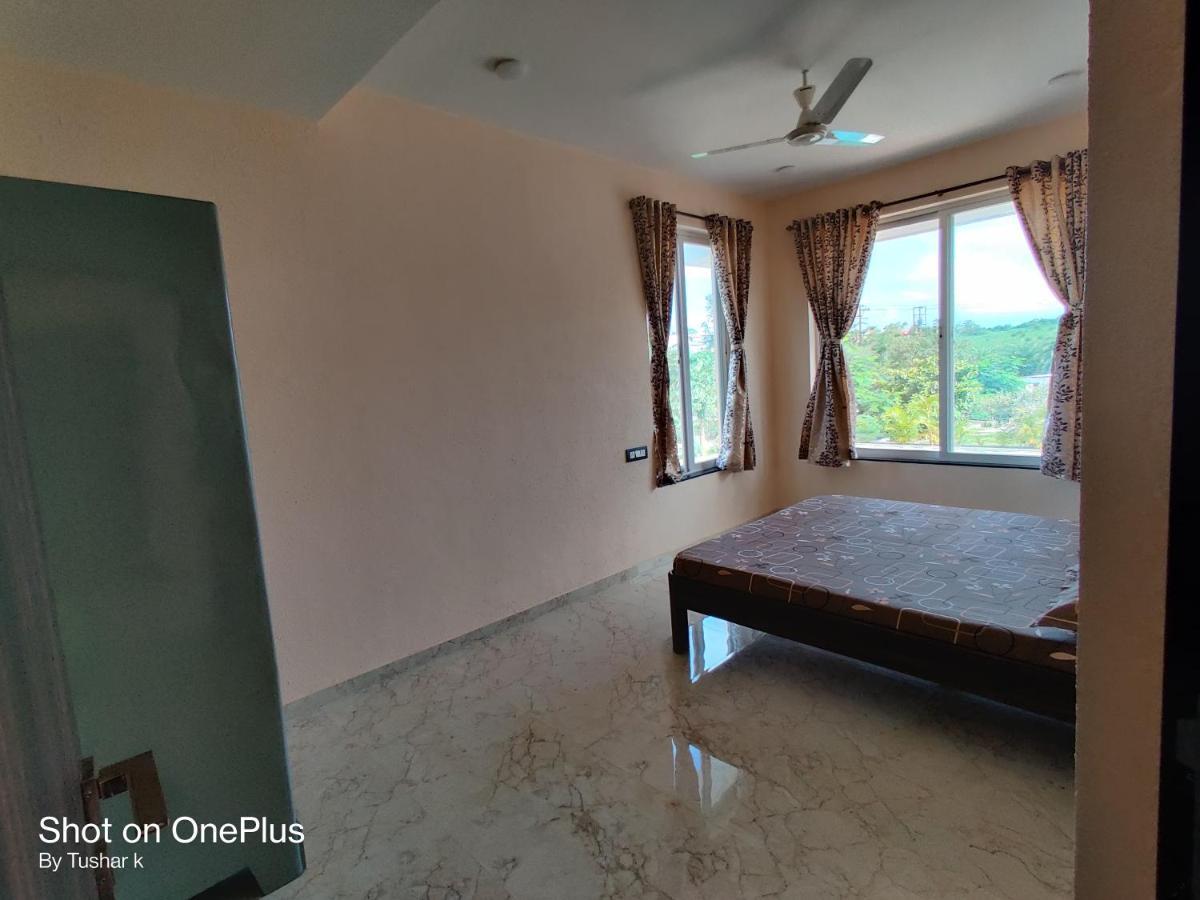 Royal Meadows Igatpuri 2Bhk Poolside Villa ภายนอก รูปภาพ