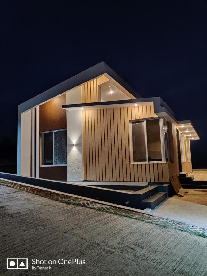 Royal Meadows Igatpuri 2Bhk Poolside Villa ภายนอก รูปภาพ